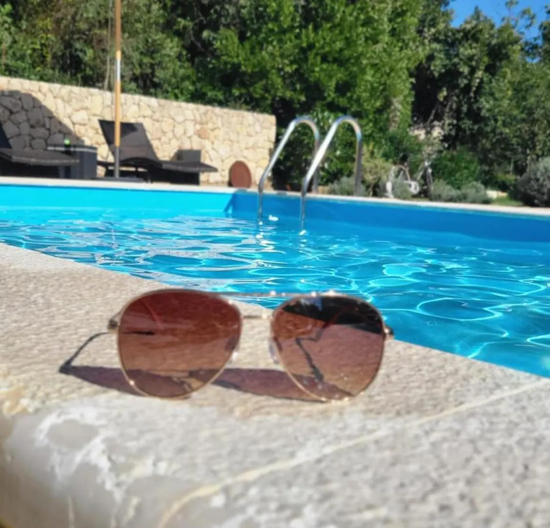 Qca Krk Apartments Dobrinj