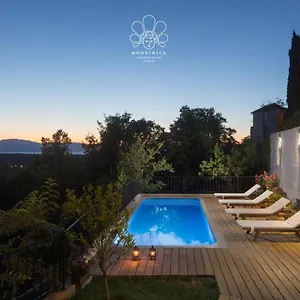  Villa Mondinica Heritage House - Heated Pool